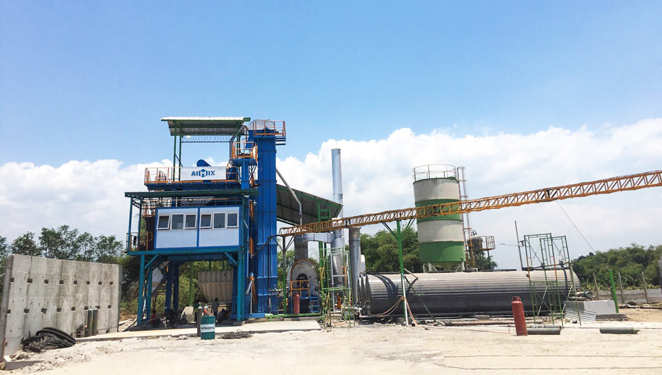asphalt mixing plant installed in Indonesia