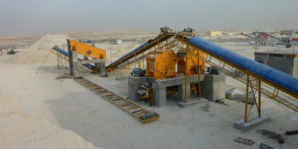 Mobile Crushing and Screening Plant on site
